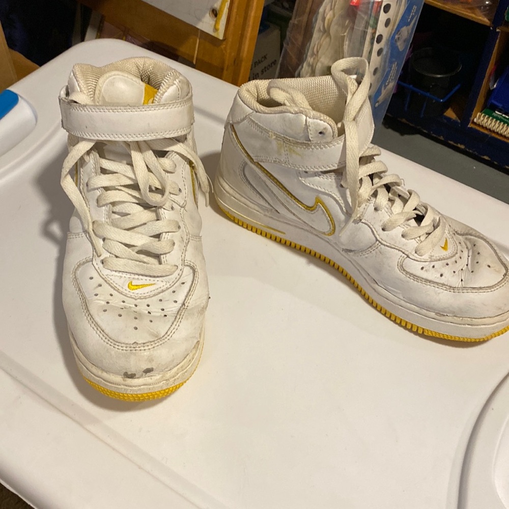Nike Sneakers 😊